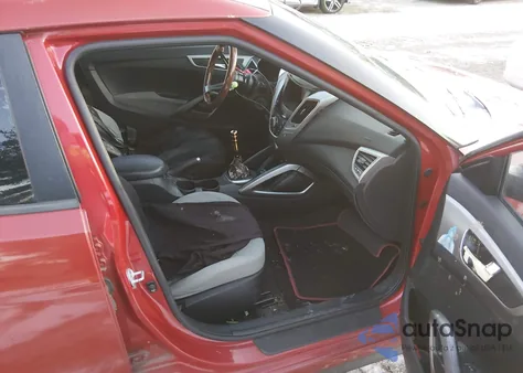 2012 Hyundai Veloster Base W/Gray from USA, damaged, VIN KMHTC6AD0CU019973